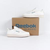 ราคา Reebok Club C 85 Vintage Sneakers (22662747743)