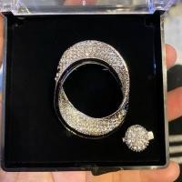 ราคา SWAROVSKI ชุดเข็มกลัดสวารอฟสกี้ เข็มกลัดเกาหลี (41855846862)