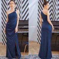 ราคา เดรสยาวไหล่เดียว แต่งเข็มขัดไข่มุก งานซิปข้าง ผ้าเงาซาร่า อก 36 เอว29 สพ39 ยาว54 สี ชมพู ชานม ทอง เทา แดง กรม (6819085509)