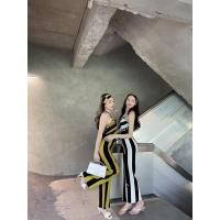 ราคา (มาใหม่) งานป้าย Maison19 ชุดเซตเสื้อครอป กางเกงขายาว ผ้าไหมพรม สวยเก๋ คัตติ้งดี (9156049739)