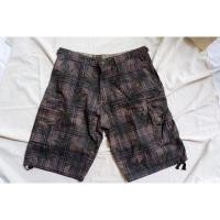 ราคา (❗เอว 37) กางเกงขาสั้น ลายใบกัญชา (18256139010)