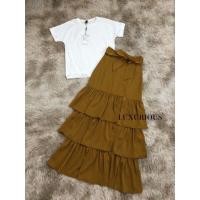ราคา ชุดset 2 ชิ้น เสื้อ+กระโปรง มือ1 ป้ายห้อย งานป้าย LUXURIOUS size l ราคา 390฿ (4191539457)