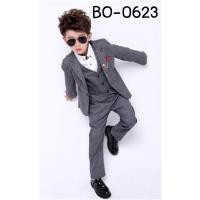 ราคา [ชุดสูท เซ็ต 3 ชิ้น] ชุดสูทเด็กผู้ชายออกงาน เด็กโต สุดคุ้ม เสื้อสูท + เสื้อกั๊ก + กางเกงขายาวสีเทาควันบุหรี่ BO0623 (2973236733)