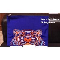ราคา Large Pouch Kenzo เพาช์ เคนโซ ผ้าไนล่อน สีน้ำเงิน หัวซิป อะไหล่สีเงิน (11645664380)