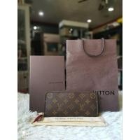 ราคา กระเป๋าสตางค์ LV Clemence Monogram Zippy (28917226636)
