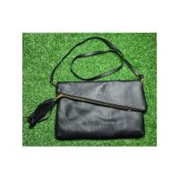 ราคา Givenchy Shoulder Bag สอบถามก่อนสั่งซื้อ (41703680850)