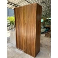 ราคา ตู้เสื้อผ้าไม้สักเก่า บานเลื่อน ไม่รวมส่ง (20040453619)