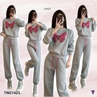 ราคา TW21423 Set 2 ชิ้น เสื้อวอร์มแขนยาว + กางเกงวอร์มขายาว .. (25740054161)