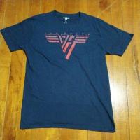 ราคา เสื้อยืดแขนสั้น แนววงฮาร์ดร็อคอเมริกัน VAN HALEN แท้ มือสอง สภาพดี ของพร้อมส่งครับ (25732477675)