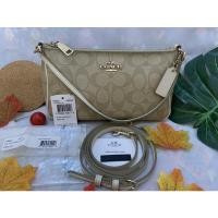 ราคา Coach Pouch F58321 ของแท้100% มือ 2 (15738851395)