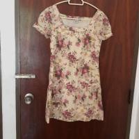 ราคา เสื้อตัวยาว / เดรสลายดอกคลาสสิก ESPRIT (2602059819)