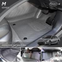 ราคา ผ้ายางปูพื้นรถเข้ารูป ลายกระดุม สำหรับรถ Toyota Camry HEV 2024 (27368599677)