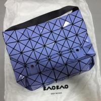 ราคา BAO BAO ISSEY MIYAKE รุ่น Rock Shoulder Bag แท้ 100% ใช้ไป 2 ครั้งเองจ้า (923735731)