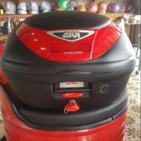 ราคา กล่อง GIVIแท้ ใส่ Er6n ปี 2012-2019 รุ่น E350N ขนาด 35 ลิตร มือสองราคาคุ้มมาก (5735830447)