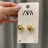 ราคา zara แท้ ต่างหูทรงกลมสีทอง น้ำหนักเบา ใส่ได้ every day look (24074548727)