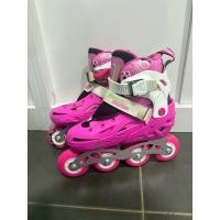 ราคา รองเท้าสเก็ต Flying Eagle รุ่น S5 Pink โรลเลอร์เบลด โรลเลอร์สเก็ต พร้อมสนับเข่า สนับข้อศอก มือสอง รองเท้า (29075525492)