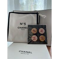 ราคา กระเป๋าเครื่องสำอางค์ Chanel beauty (22227365000)