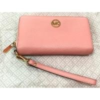 ราคา กระเป๋าสตางค์ คล้องมือ Michael Kors ของแท้ รุ่น Fulton Large Flat Multifunction Phone Case (35H5GFTE3L) มือสอง (1462972013)