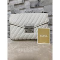 ราคา กระเป๋า michael kors แท้สีขาวสวยมือ 2 ตู้เกาหลี (23262049909)