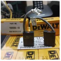 ราคา DEWALT แปรงถ่าน สกัดไฟฟ้าใช้กับรุ่น D25899K,D25901K,D25961K ( 100550-02 ) ใช้ประกอบงานซ่อมอะไหล่แท้ (40050590919)