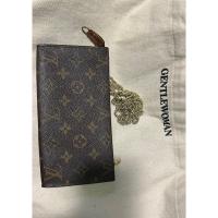 ราคา ส่งฟรี Louis Bucket PM ใบลูก หลุยส์ ลูกบัคเกต PM / LV bucket Pm ของแท้ มือสอง (23674792904)