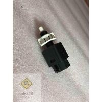 ราคา สวิทช์ไฟเบรค เดก้า Isuzu Deca (งานไต้หวัน) เกรดอย่างดี - สวิทช์ขาเบรค สวิทช์ขาเบรก สวิทช์ไฟเบรก (25731463993)