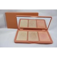 ราคา **พร้อมส่ง**มือสอง3CE STROBING SKIN PALETTE พาเลทไฮไลท์ (5580229159)