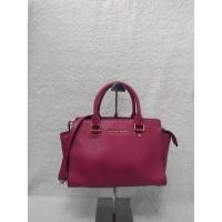 ราคา MICHAEL KORS แท้ Selma Medium Floral Strap Saffiano Leather Top Zip (4680012358)