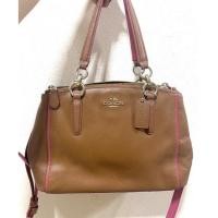 ราคา ส่งต่อ Coach ทรงถังสีน้ำตาลชมพู มือ2 ซื้อมาจากร้านมือสองในshopee (22108969019)