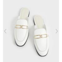 ราคา รองเท้า ส้นเตี้ย Charles & Keith ของเเท้จากชอป (10232177321)