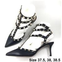 ราคา Valentino Kitten Heels in Black Grain Size 38.5+Box (2421248492)