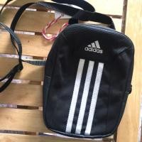 ราคา กระเป๋าใบเล็กสะพายข้าง ขนาด 20*15cm adidasแท้ (154537211)