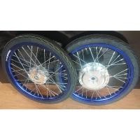 ราคา ชุดล้อน้ำเงินขอบ #17 1.40x2 ดุมกระจกพร้อมยางนอกลายไฟ+ยางใน ใส่ Click, Click-i, Scoopy-i, ICON (27124260042)