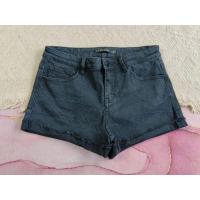 ราคา แบรนด์ La Chapelle size m กางเกงยีนส์ขาสั้นผ้ายืดสีดำสภาพใหม่ รอบเอว 28 สะโพก 36 ถึง 40 ความยาว 11 นิ้ว (40067925739)