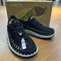 ราคา (แท้!) รองเท้า Keen | Black/Silver (ผู้ชาย) (29618546624)