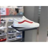 ราคา พร้อมส่ง Vans Style 36 Marshmallow/Racing Red (2707948541)