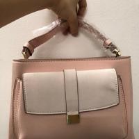 ราคา กระเป๋าถือ Zara auth สีชมพูแป้ง 25cm*17cm*5cm (40608823521)