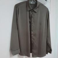 ราคา เสื้อเชิ้ตแขนยาวผ้าซาตินสีน้ำตาลอ่อน (44168176797)