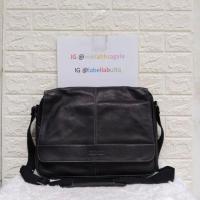 ราคา Kenneth Cole Reaction Sling Bag กระเป๋าสะพายข้างผู้ชาย Preloved (41353814047)