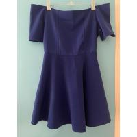 ราคา เดรสปาดไหล่สีน้ำเงินมือ2ค่ะ (28906245676)