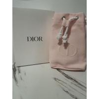 ราคา กระเป๋าเครื่องสำอางค์ Dior แท้ พร้อมกล่อง ทรงขนมจีบ (16687608630)