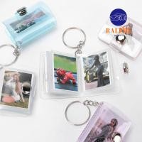 ราคา ราล์ฟ1อัลบั้มรูปขนาดเล็ก,การออกแบบปุ่มสแน็ปการจัดเก็บที่เรียบง่ายผู้ถือบัตรภาพ,1/2นิ้วพร้อมพวงกุญแจ ทําเอง พีวีซีแบบพกพาพ็อกเก็ตอัลบั้มเด็กการเจริญเติบโตภาพ (29339854661)