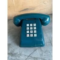 ราคา ⚡️เหลือชิ้นสุดท้าย หมดแล้วหมดเลย⚡️โทรศัพท์โบราณ โทรศัพท์วินเทจ มีฝุ่นบ้าง อายุ25-30ปีขึ้น ไม่มีสายใดๆเลยนะคะ (24152762972)