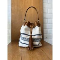 ราคา Thorr: Little Markmai Bag กระเป๋าผ้าทอมือ หนังแท้ ทรงขนมจีบ (มือสอง) (20561302470)
