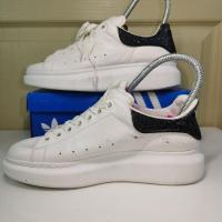 ราคา รองเท้ามือสอง เบอร์37 23cm Alexander McQueen สีขาว เสริมส้น (27850380424)