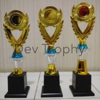 ราคา 1-2-3 CRYSTAL CHAMPION TROPHY SET, TROPHY, TROPI, TROPY (25096567529)