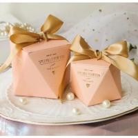 ราคา พร้อมส่ง กล่องของขวัญ กล่องทรงเพชร ใส่ของชำร่วย +พร้อมโบว์ผูก (23056163292)