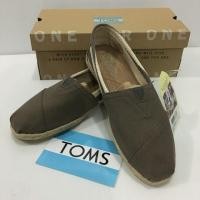 ราคา รองเท้า TOMS ของแท้ W8 (897673191)