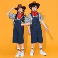 ราคา ชุดการแสดงคาวบอยสำหรับเด็ก: เอี๊ยมยีนส์ สเวตเตอร์แขนสั้นลายสก็อต และหมวกคาวบอย สำหรับเด็กทั้งชายและหญิง (29789512395)