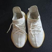 ราคา Adidas Yeezy Boost มือสองของแท้ (27774545770)